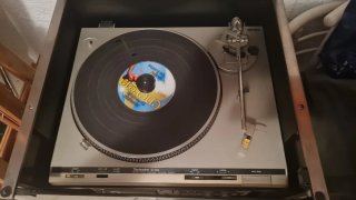 Equipo de música Technics con mueble