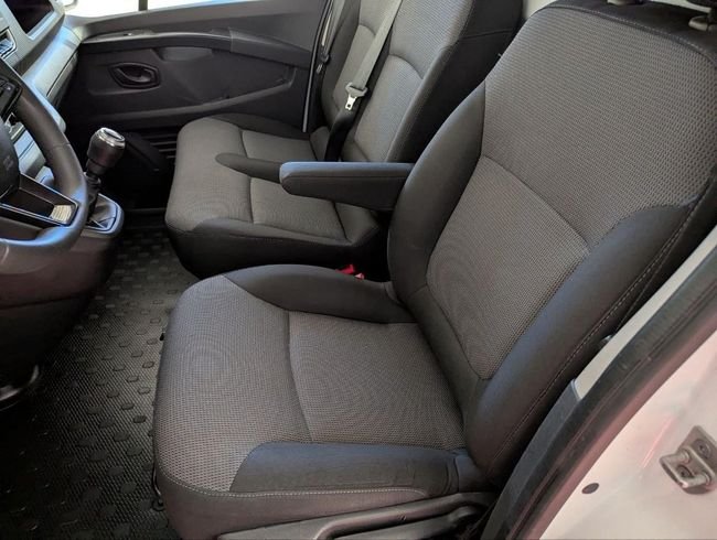 Renault Trafic 2023, foto 6