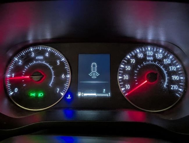 Renault Trafic 2023, foto 7