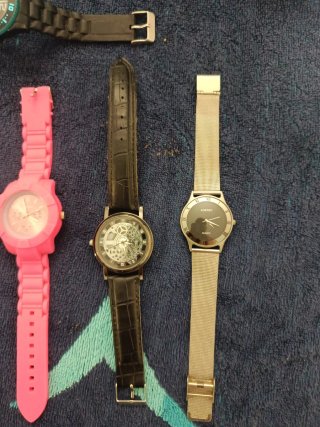 Lote de 14 Relojes para Hombre y Mujer URGE MUCHO