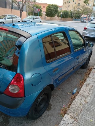 Renault Clio 2003
