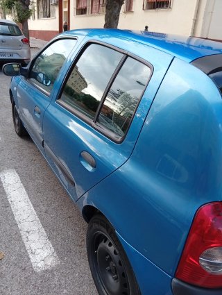 Renault Clio 2003
