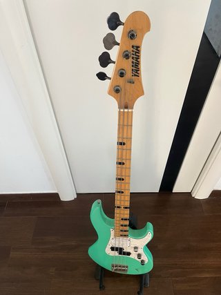 Bajo Eléctrico Yamaha Attitude LTD II