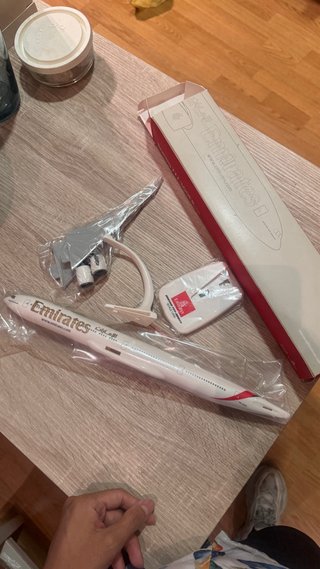 Maqueta Avión Emirates Boeing 777-300ER
