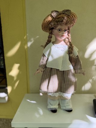 Muñeca porcelana campestre