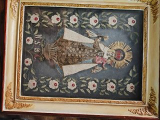 Antiguo cuadro bordado Virgen del Carmen
