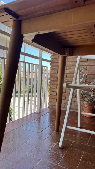 MESA EXTERIOR IKEA MADERA MACIZA