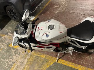 MV Agusta F4 1000 R Blanca y Roja