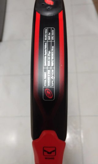 Pala de pádel Bullpadel Avant Wing