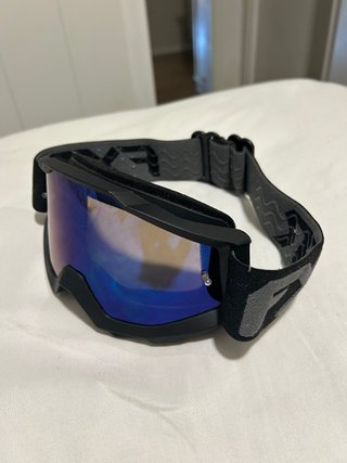 Gafas de esquí con lente azul