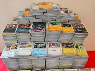 Lotto 50 Carte Pokemon Ita