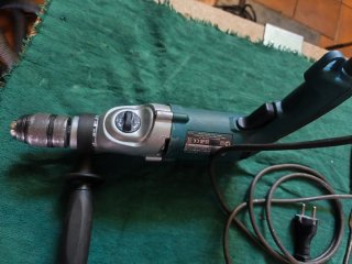 Taladro Makita con maletín