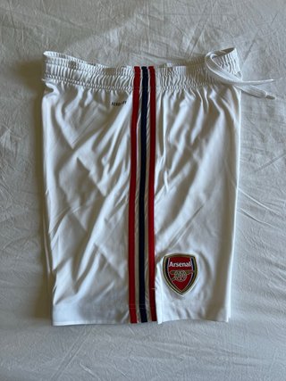 Short Arsenal Adidas blanco