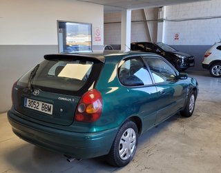 Toyota Corolla 2000