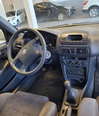 Toyota Corolla 2000