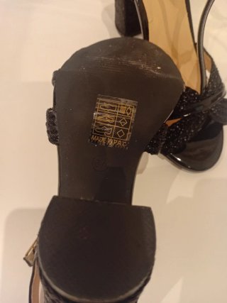 Tacones elegantes Buonarotti negros