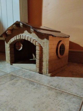 Casita de madera para belén