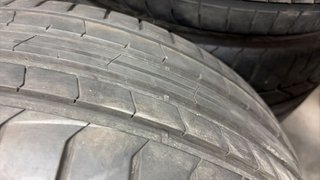255/40/21