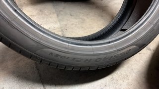 255/40/21