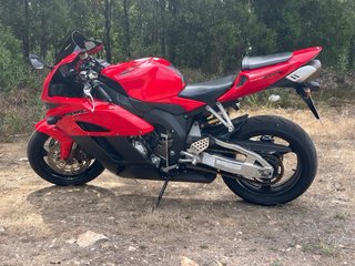 Moto honda cbr 1000
