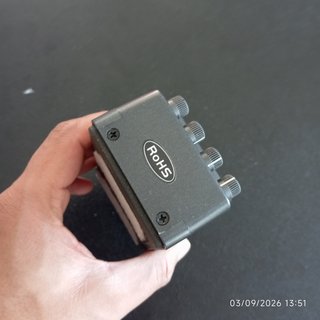 Behringer Chorus Space-D CD400 Pedal Guitarra