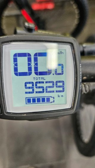 Bici elettrica Cube Stereo Hybrid HPA Race