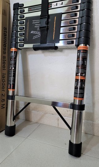 ESCALERA 2.6 M TELESCÓPICA PLEGABLE _