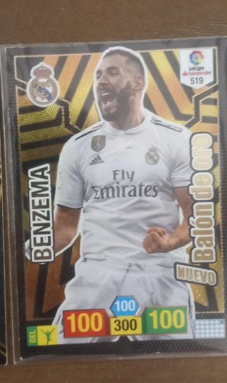 Lote cromos fútbol: Benzema, Invencible
