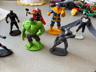 Set Statuette Marvel