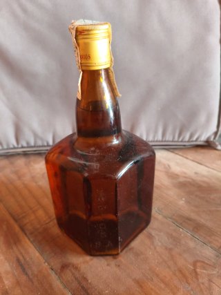 Antigua botella coleccionista