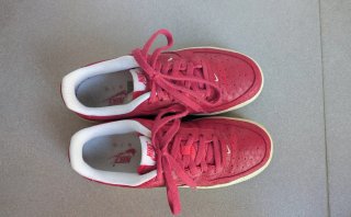 Nike Air Force 1 rojas