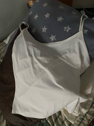 Camiseta elástica de tirantes