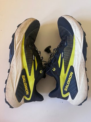 Zapatillas Salomon Genesis Negras y Amarillas