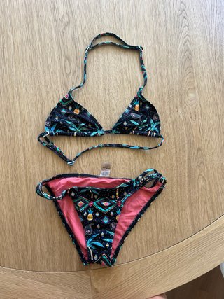 Conjunto 3 bañadores niña y gorro