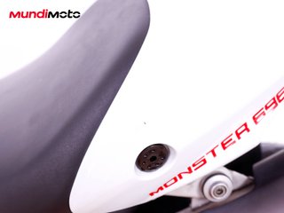 DUCATI MONSTER 696