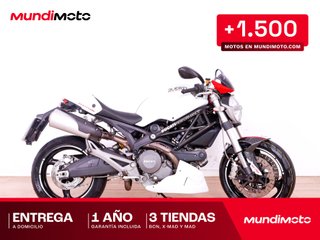 DUCATI MONSTER 696