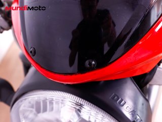 DUCATI MONSTER 696