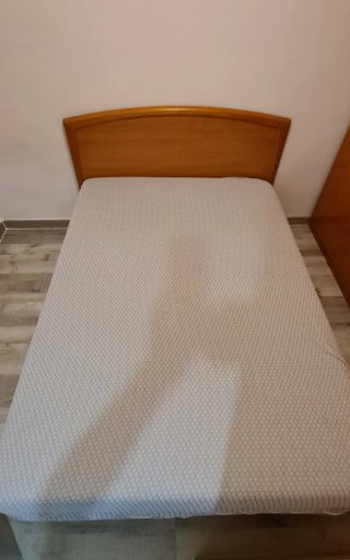 Venta urgente   Cama Matrimonio Tela
