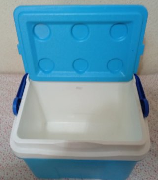 Nevera Portátil PVC Azul y Blanca