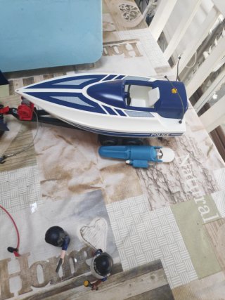 Todoterreno y lancha policía Playmobil