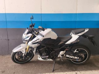 SUZUKI GSR 2016
