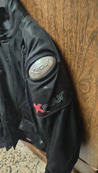 Chaqueta Moto Xfour Negra talla L