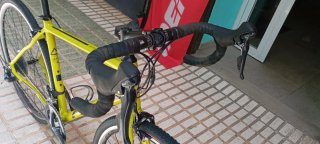 Bicicleta FUJI Sportif 2.1 T.M. Gravel y Carretera