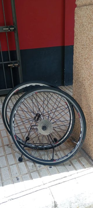 Bicicleta FUJI Sportif 2.1 T.M. Gravel y Carretera