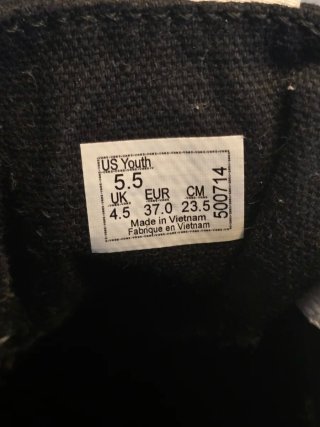 Zapatillas Vans Negras y Blancas