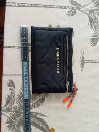 Cartera BIMBA Y LOLA negra y multicolor