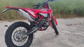 Beta 350 RR 4T Enduro Moto