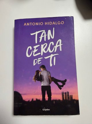 Tan Cerca de Ti / Close to You