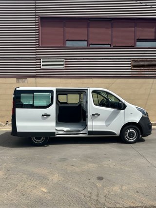Opel Vivaro 2018•90232 km•ITV 2027•Garantia 1 año