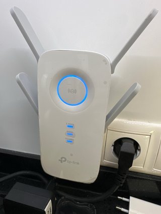TP-Link AC2600 Wi-Fi Range Extender RE650